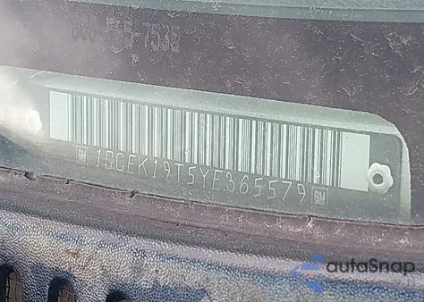 2000 Chevrolet Silverado 1500 Ls from USA, damaged, VIN 1GCEK19T5YE365579